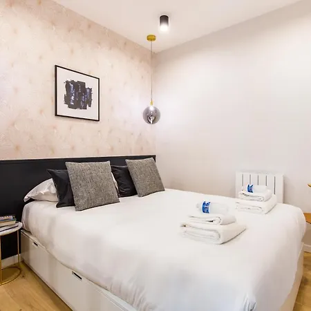 Charming - 2br-6p - Grands Boulevards Lägenhet *